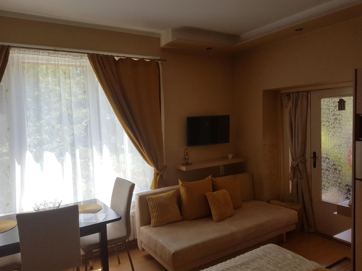 Rozsa Apartman Alsóörs Εξωτερικό φωτογραφία