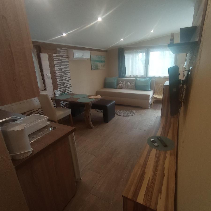 Rozsa Apartman Alsóörs Εξωτερικό φωτογραφία