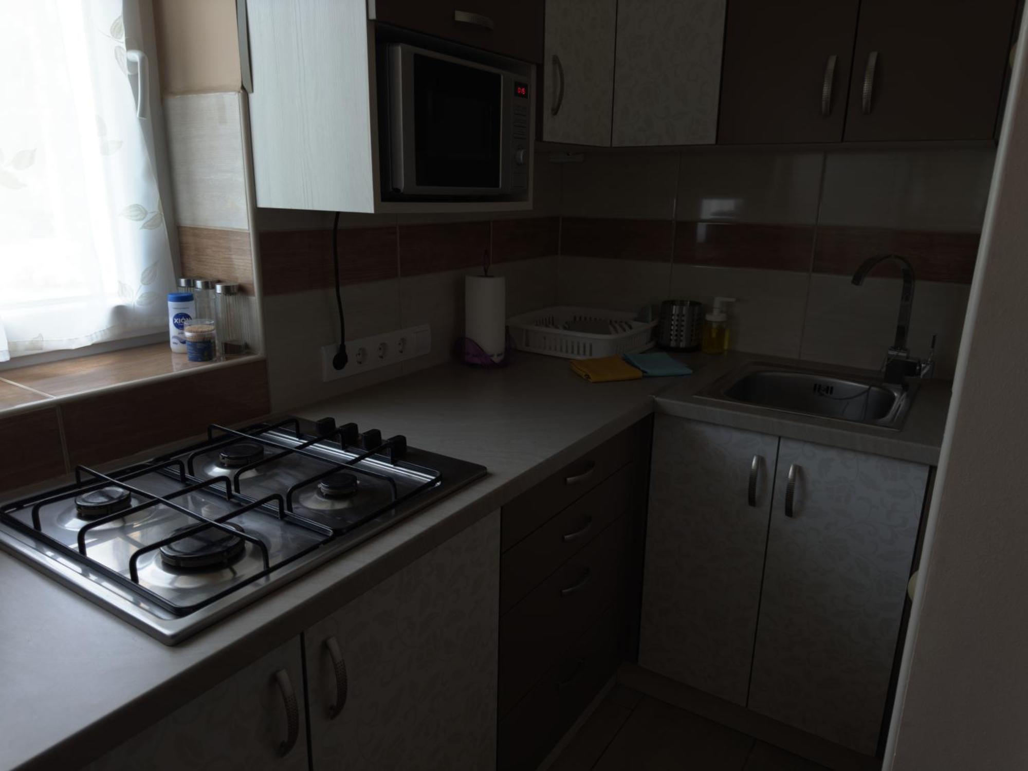Rozsa Apartman Alsóörs Δωμάτιο φωτογραφία