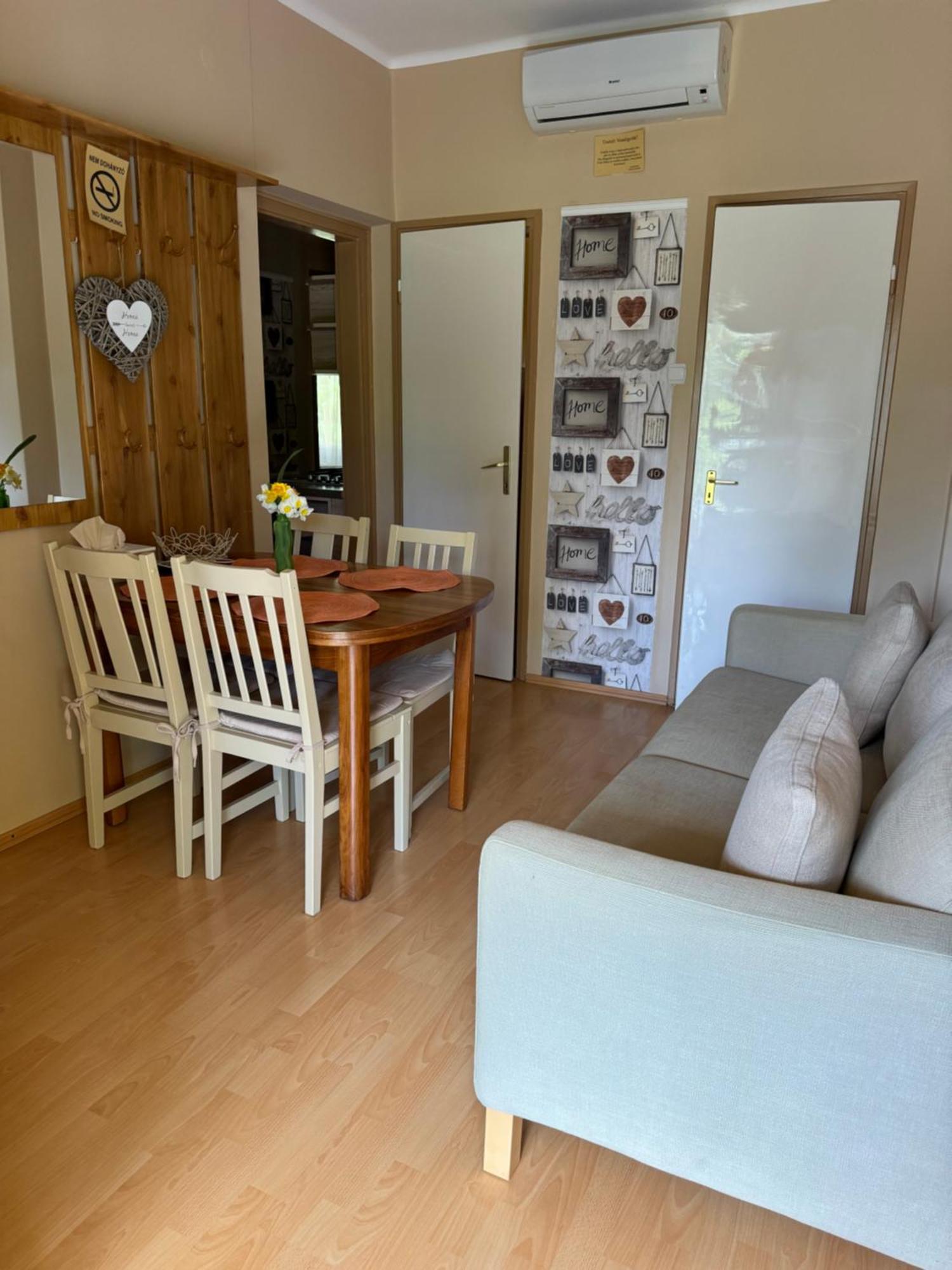 Rozsa Apartman Alsóörs Εξωτερικό φωτογραφία